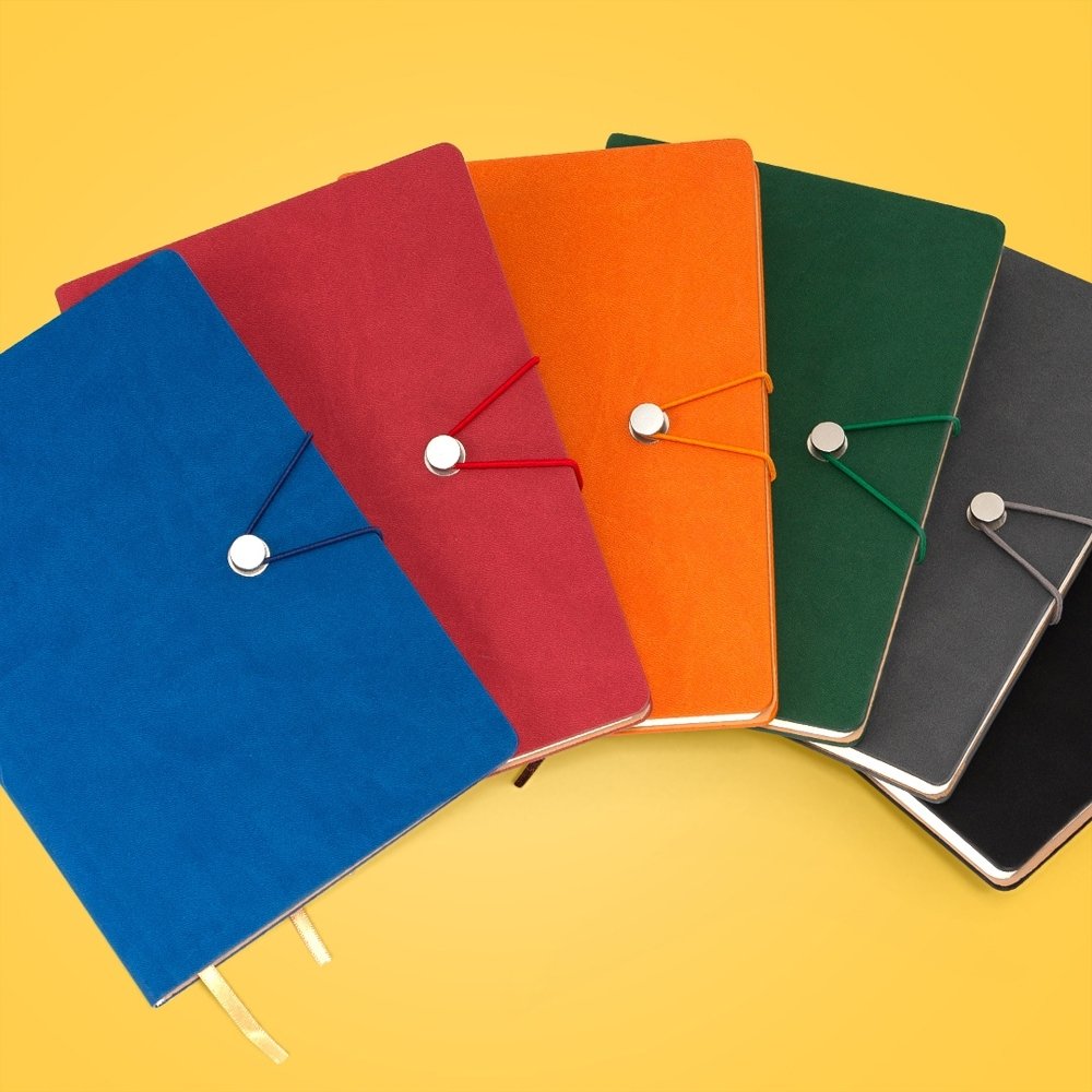 Caderneta-Tipo-Moleskine-com-Fecho-8933d4-1632331271
